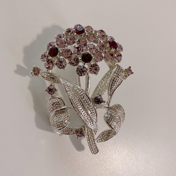 Bouquet of flowers brooch - Picture 1 of 4